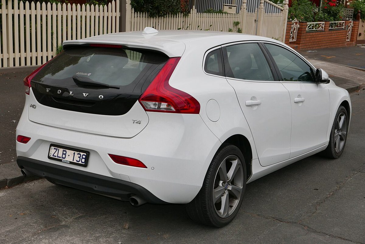 Volvo V40